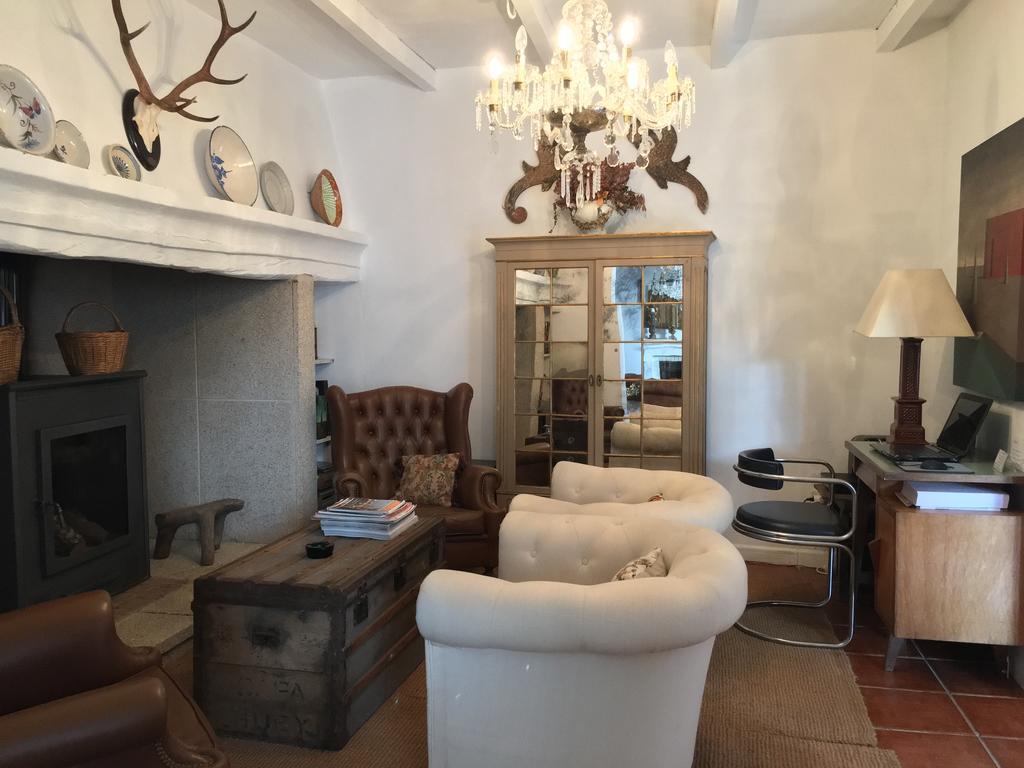 Villa La Tierra Roja à Aliseda Extérieur photo